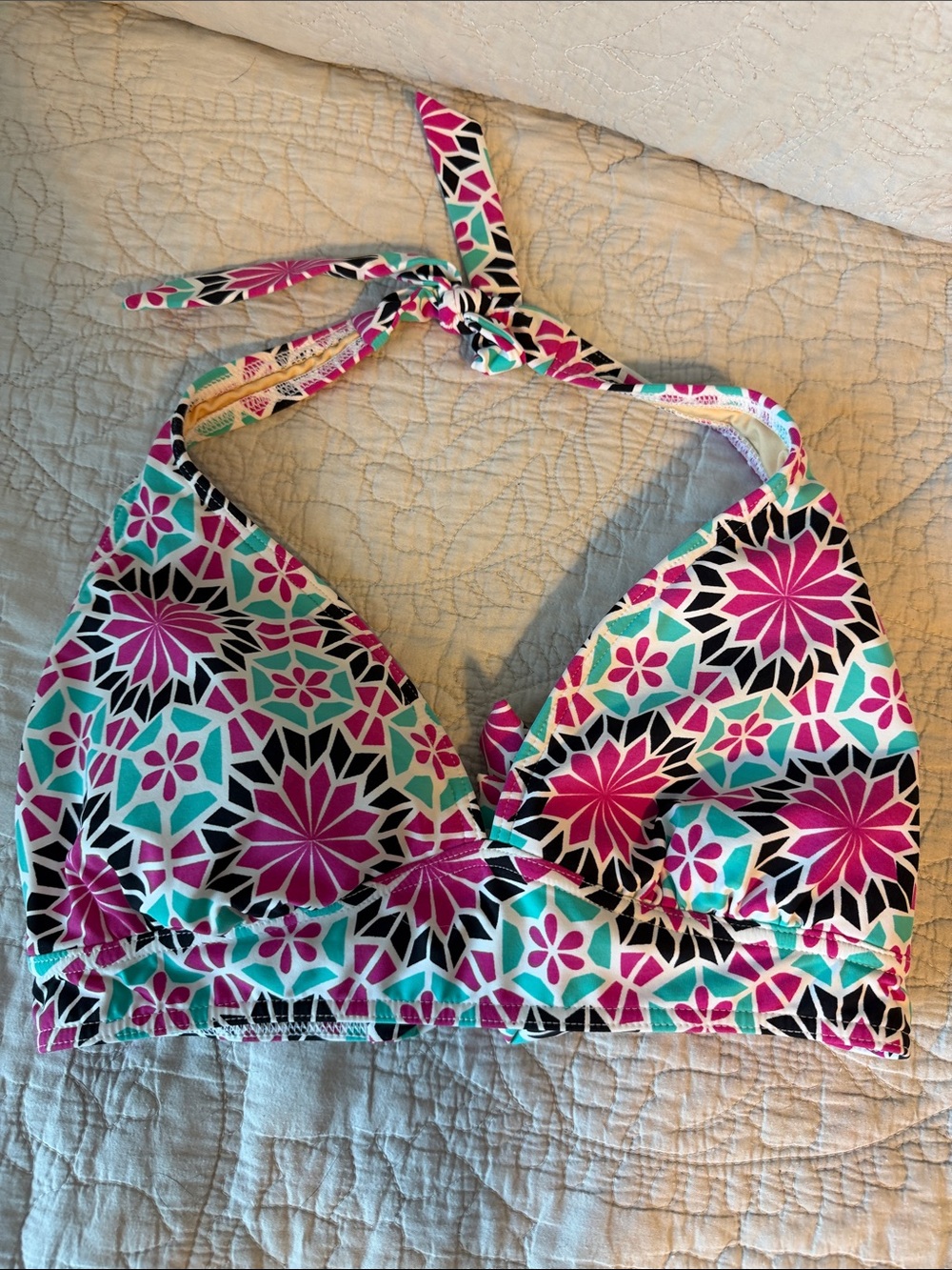 Pretty Lands End Halter Bikini Top. Size 8.